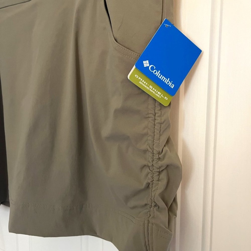 Columbia Khaki Skort